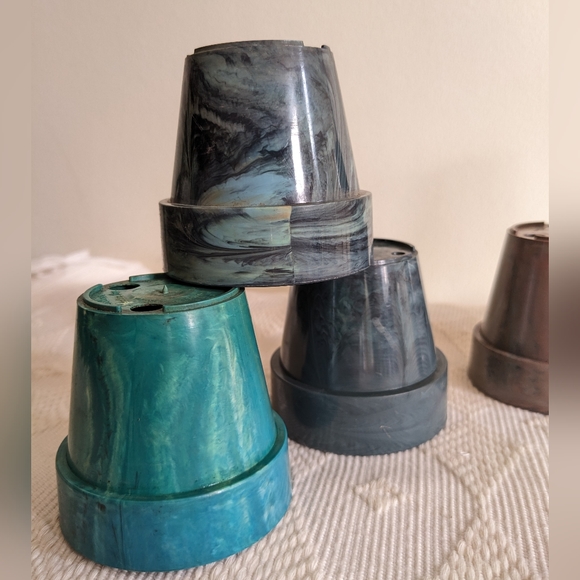 Vintage 2.5" marble plastic nursery pots various colours available - Picture 7 of 9